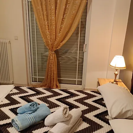 Stefkas Apartment1 * Patras